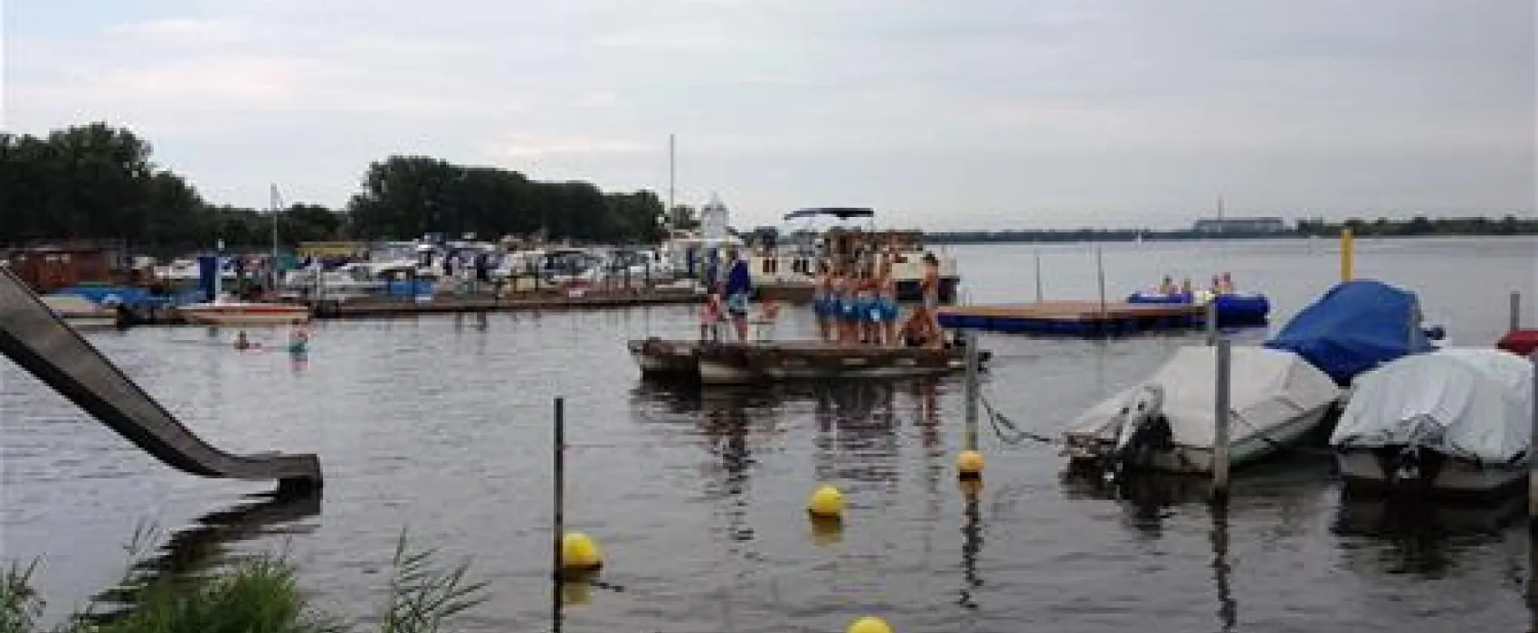 Camping und Ferienpark am Plauer See