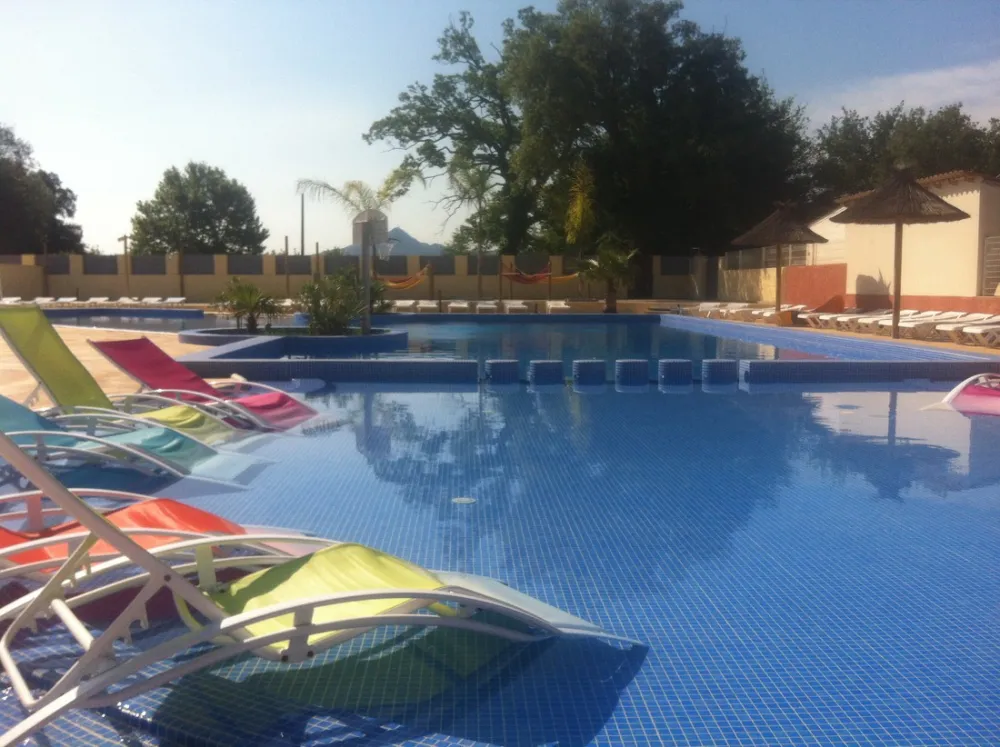 LE PEARL VILLAGE CLUB  