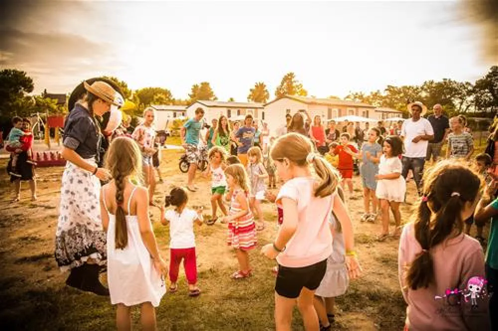 LE PEARL VILLAGE CLUB  