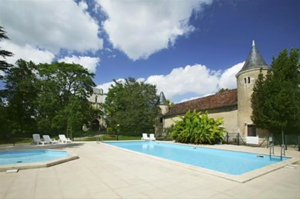 Castel Le Petit Trianon De Saint Ustre  