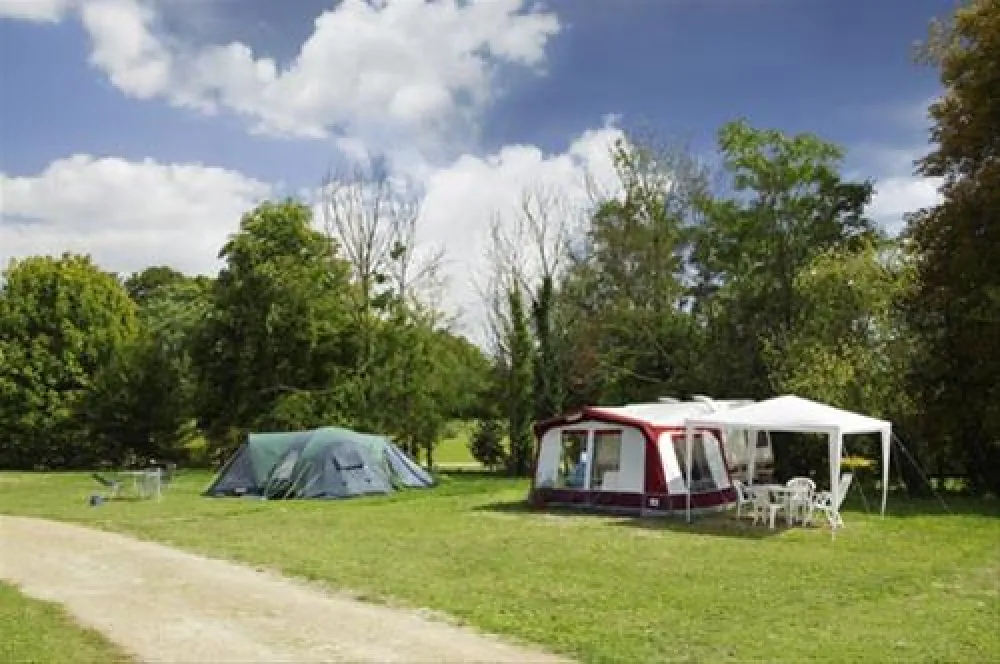 Castel Le Petit Trianon De Saint Ustre  