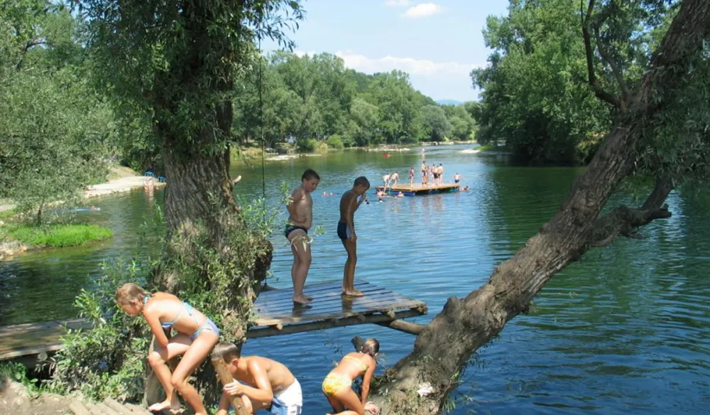 Camping Podzemelj, river Kolpa
