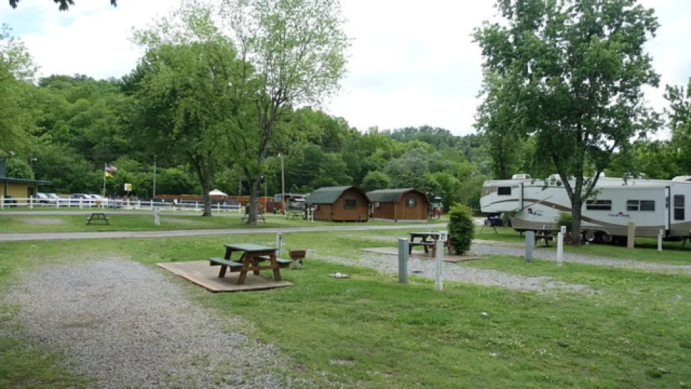 Nashville Yogi Bear Jellystone Camp Resort
