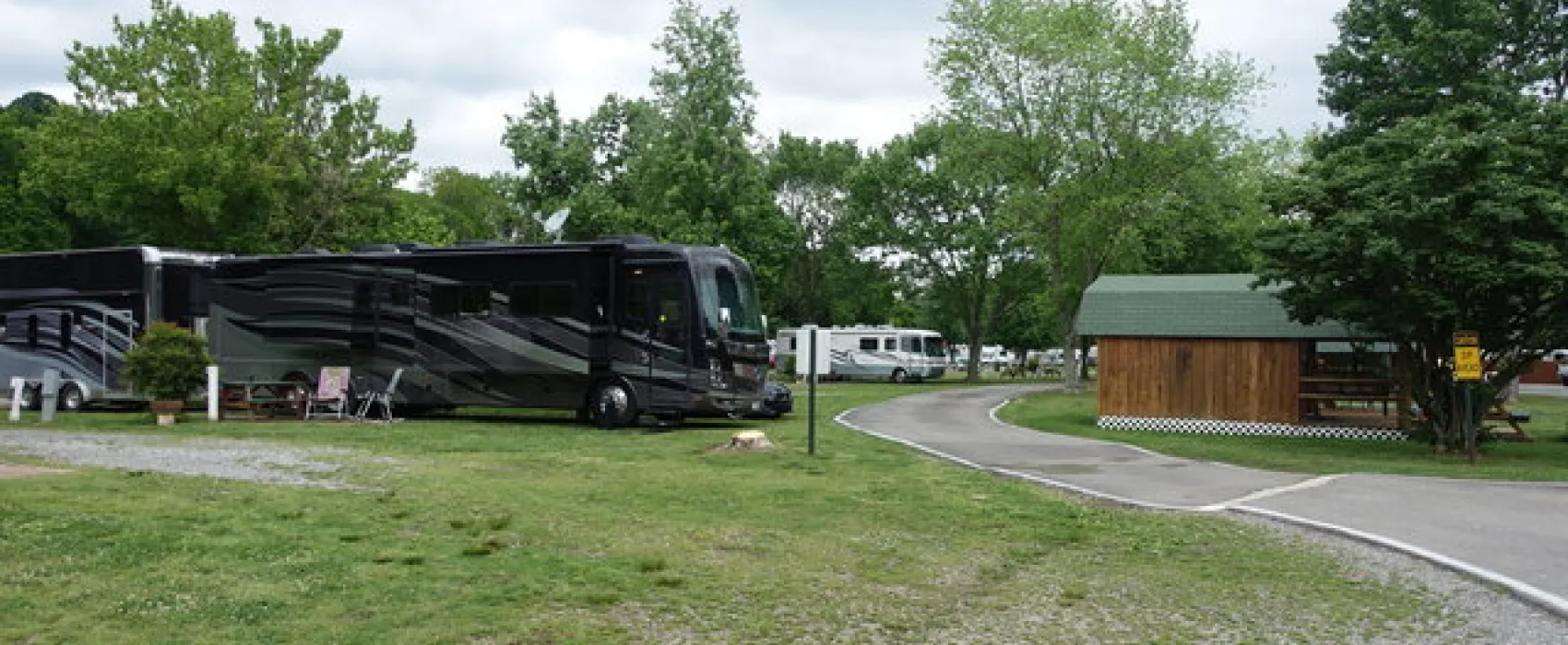 Nashville Yogi Bear Jellystone Camp Resort