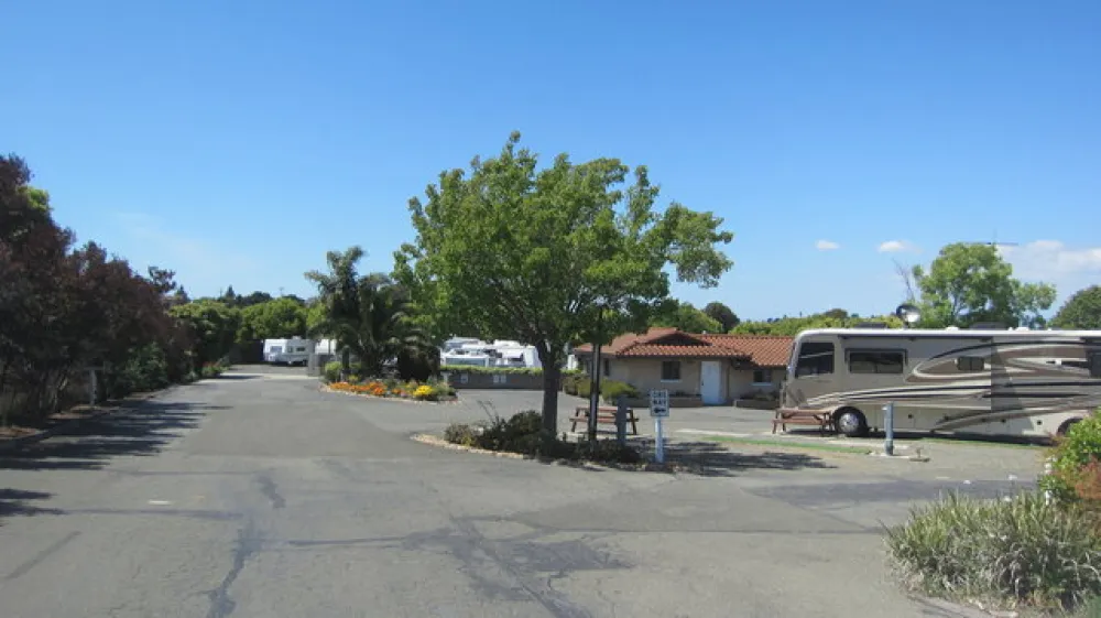 Tradewinds RV Park