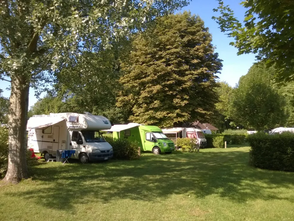 Camp Municipal La Haute Ile