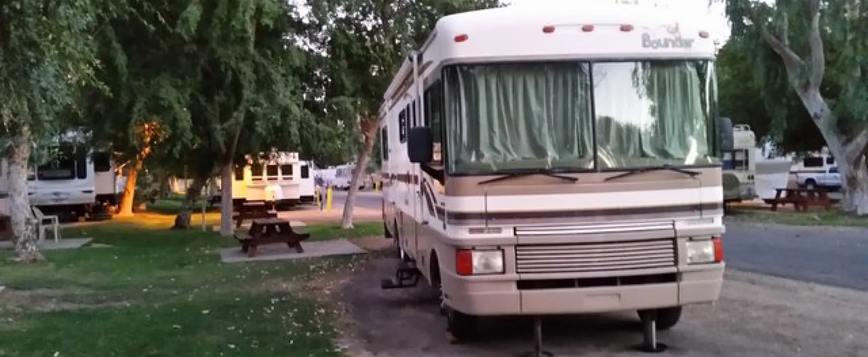 Bakersfield RV Travel Park