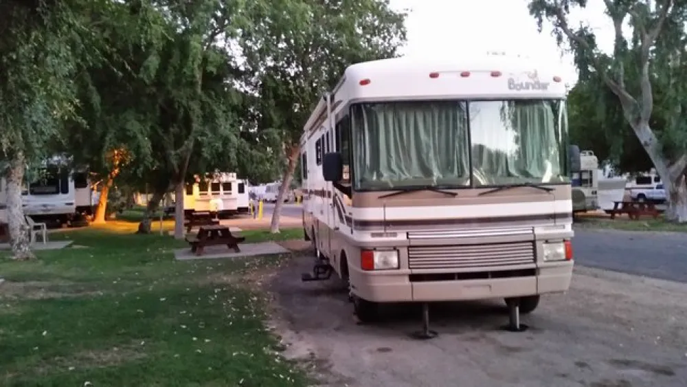 Bakersfield RV Travel Park