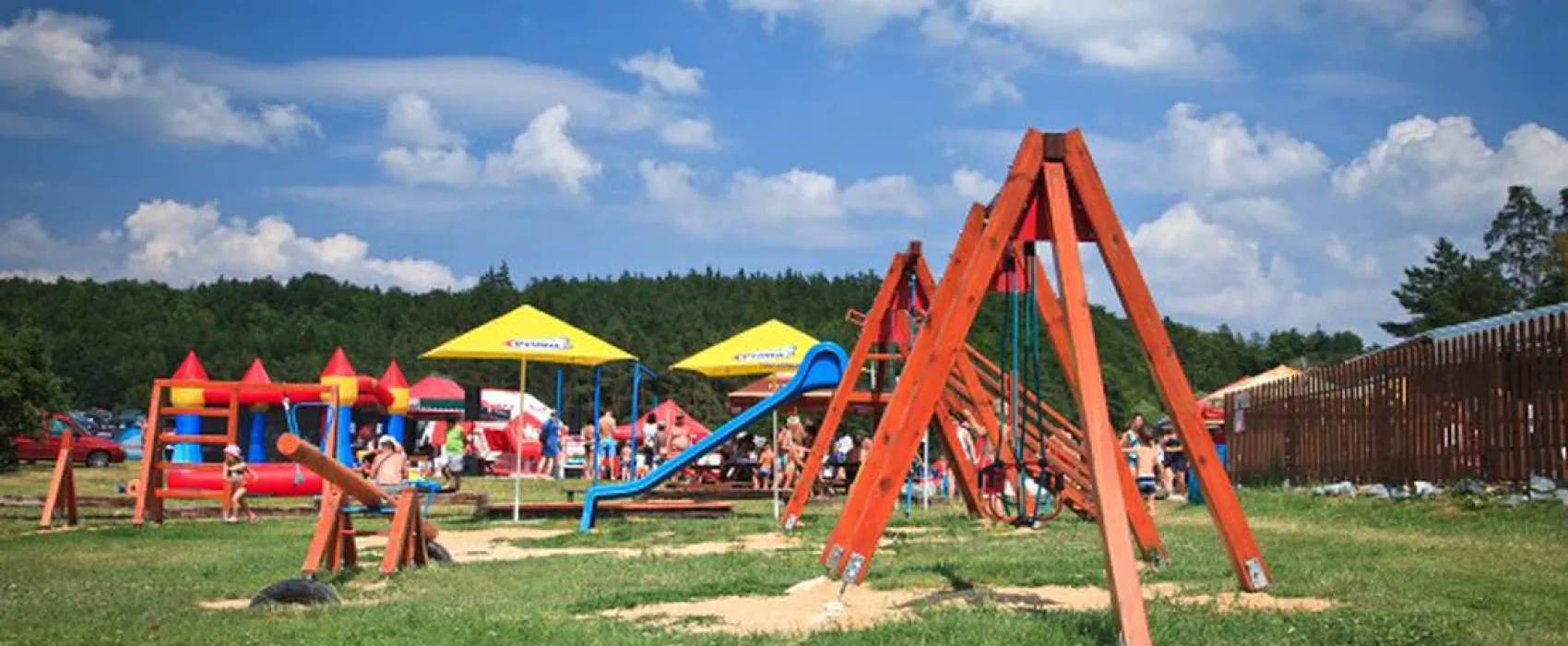 Autokemp Wilsonka na Dalešické přehradě