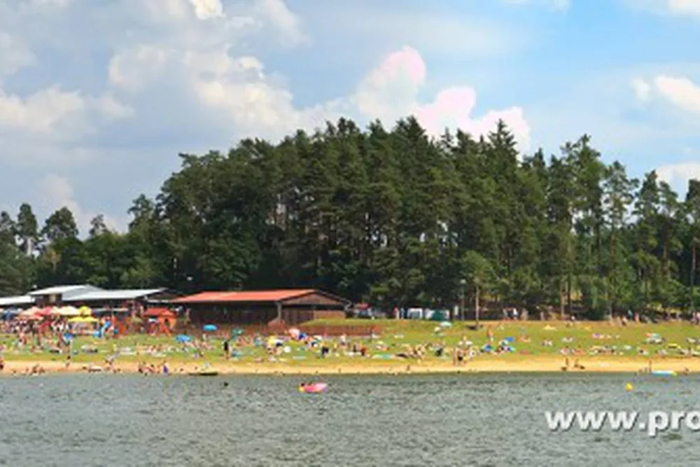 Autokemp Wilsonka na Dalešické přehradě