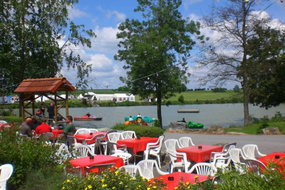 Waldcamping Hollenbacher See