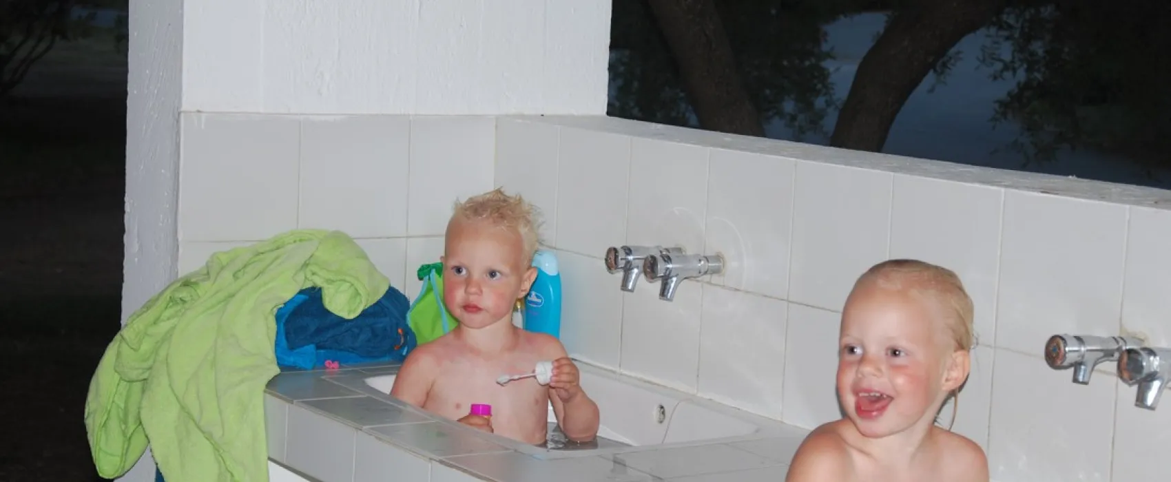 Camping De La Plage D'arone