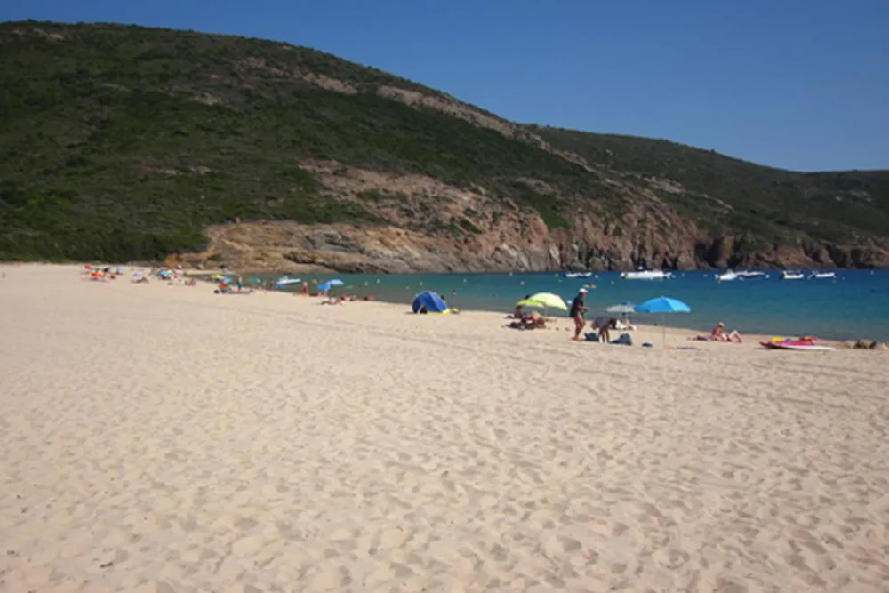 Camping De La Plage D'arone