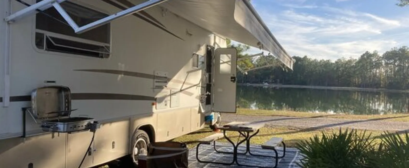 McIntosh Lake RV Park