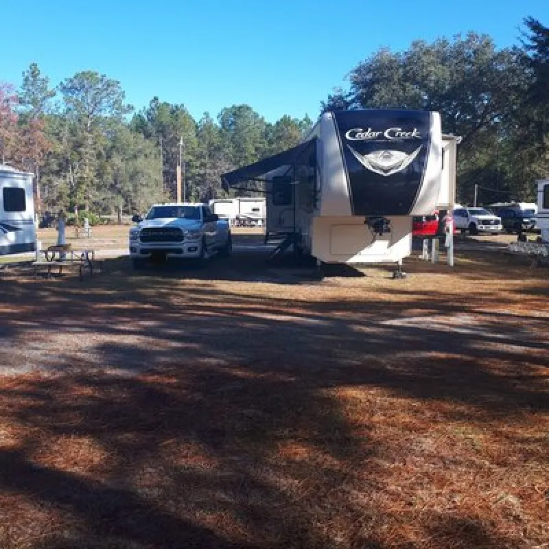 McIntosh Lake RV Park