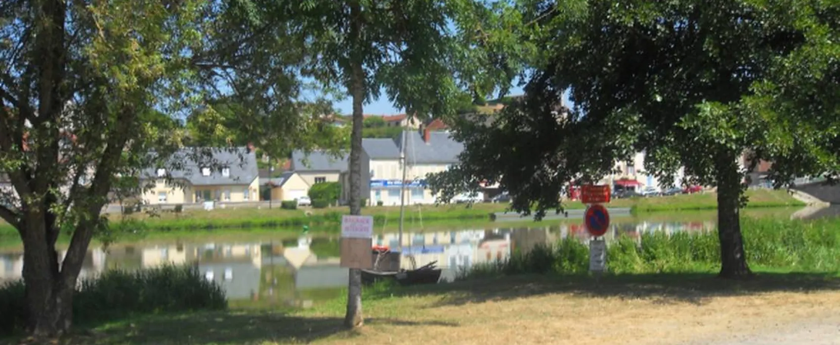 Camping Municipal Cercy La Tour