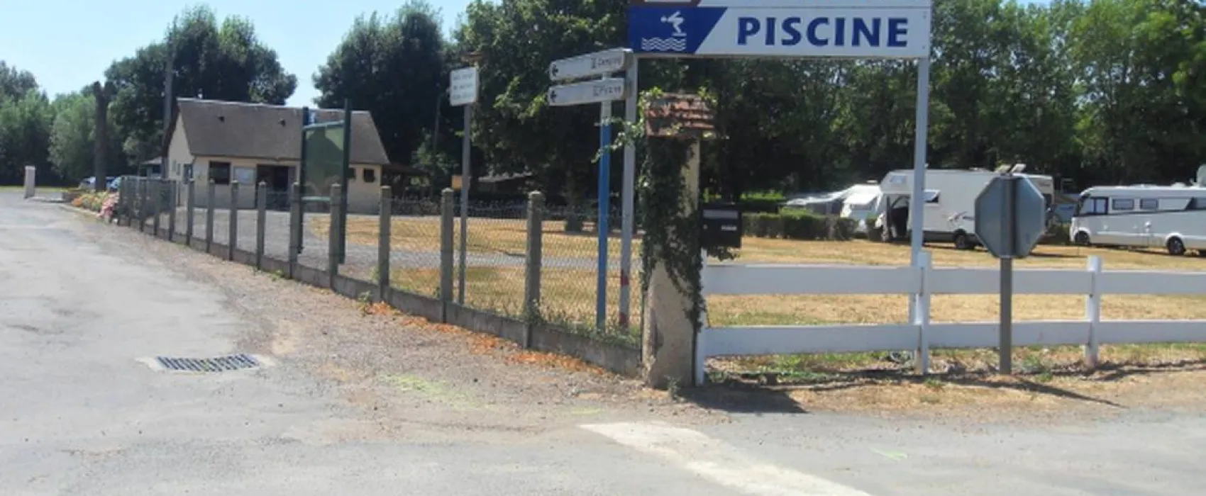 Camping Municipal Cercy La Tour