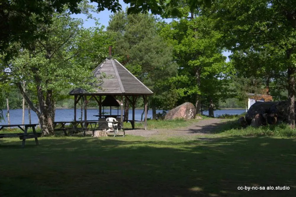 Alsterbro Minihotell & Camping