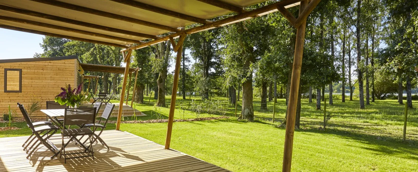 Flower Camping du Lac de la Chausselière