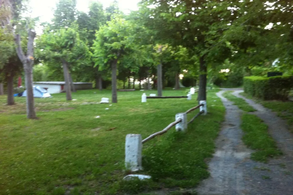 Camping Balcón De Pitres