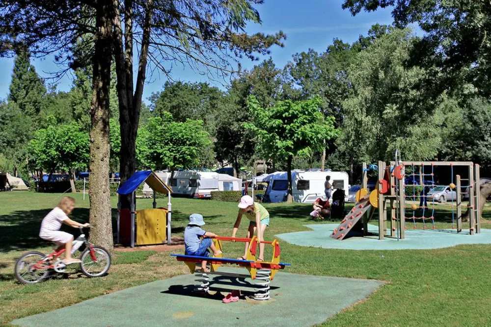 Castel Domaine du Château de l'Epervière