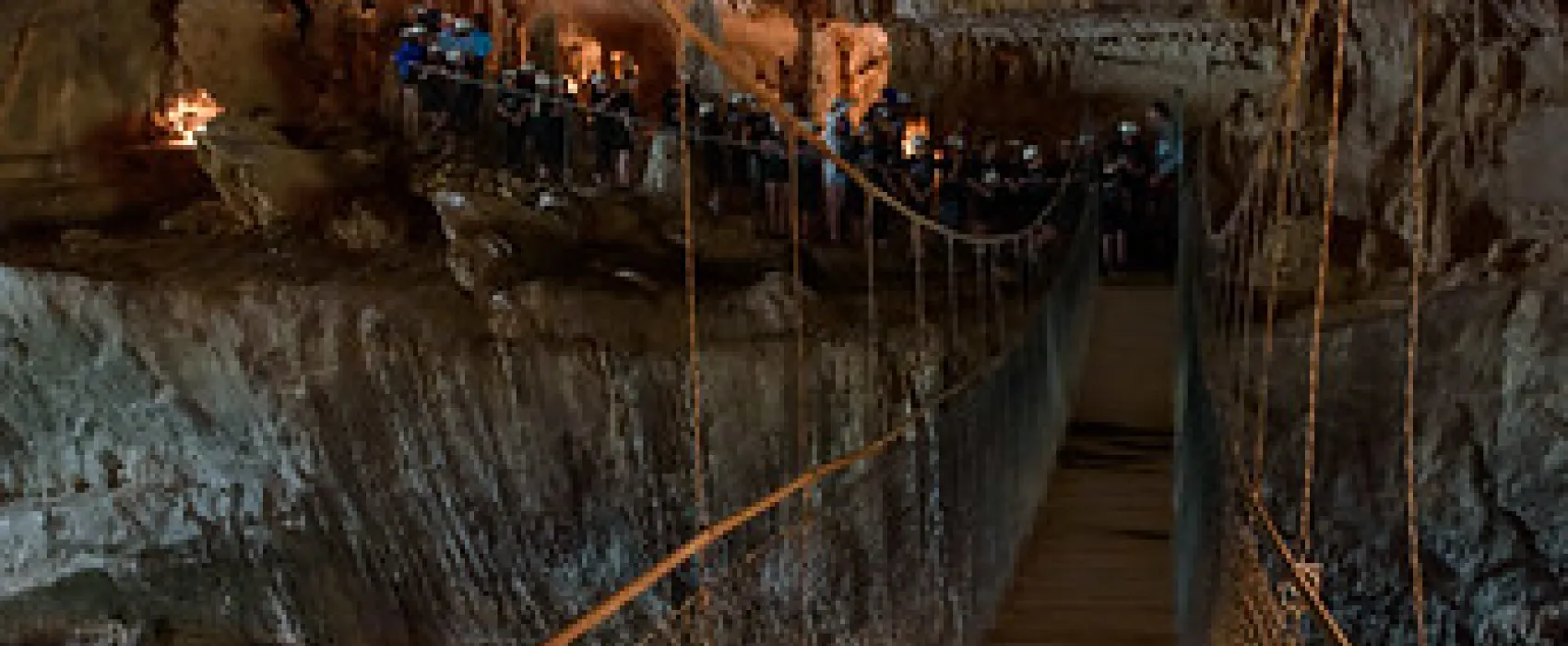 Abercrombie Caves Campground