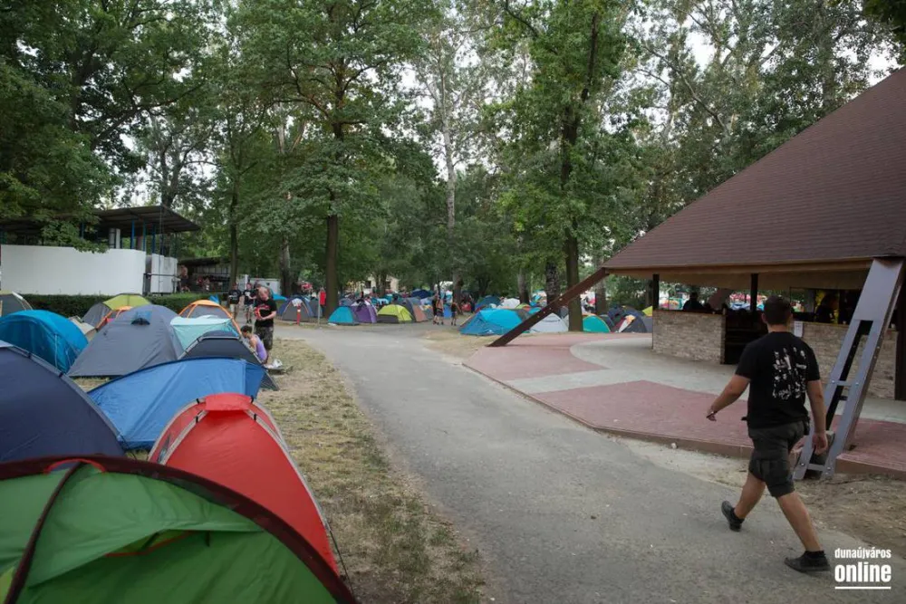 Táborhely- Camping