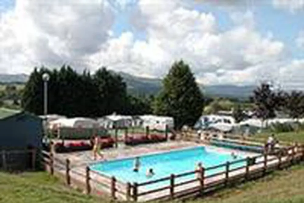 Bishop's Meadow Carav. Park