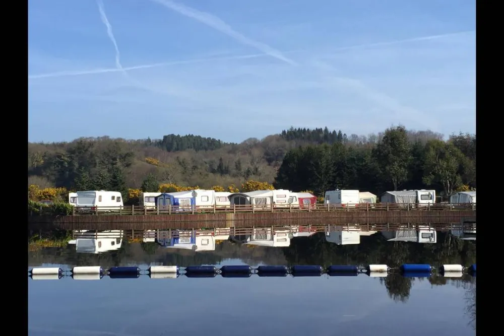 Camping De L'ile Du Rhin
