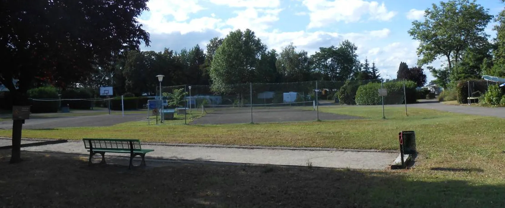 Camping De L'ile Du Rhin