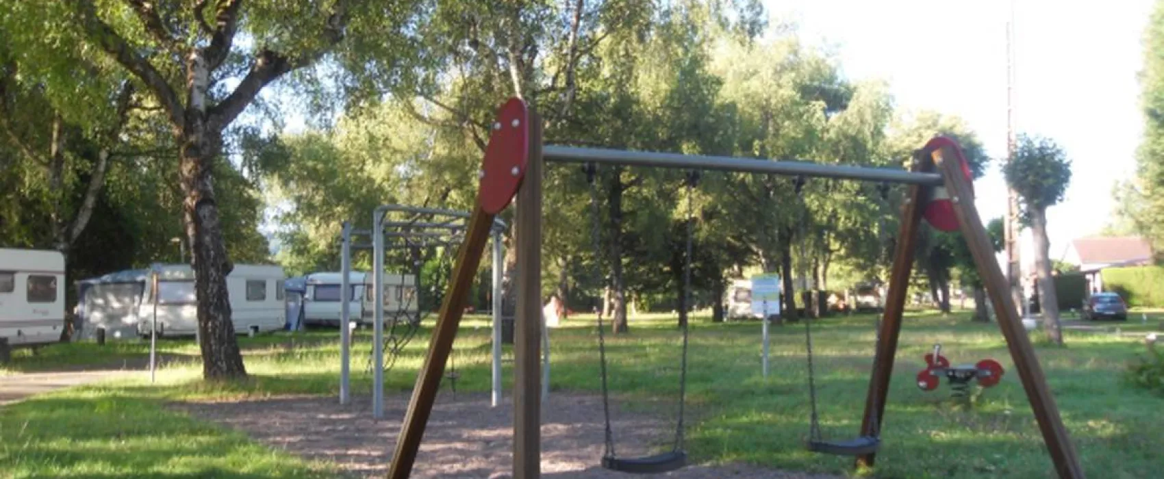 Camping Intercommual Le Patis