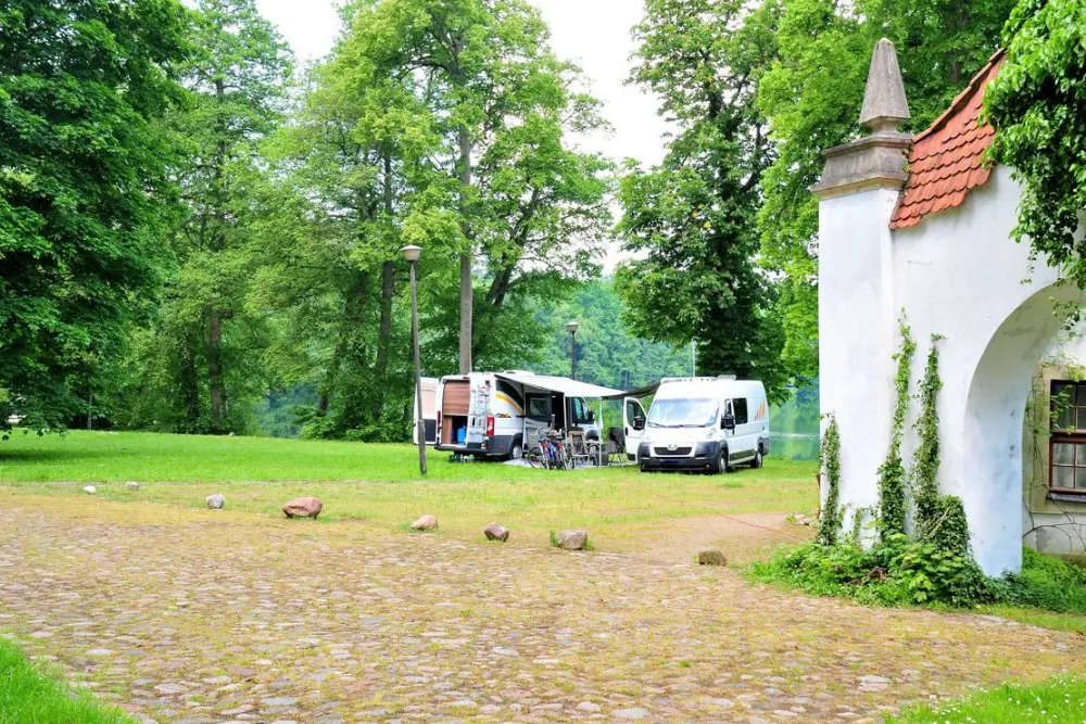 Camping Schloss Podewils