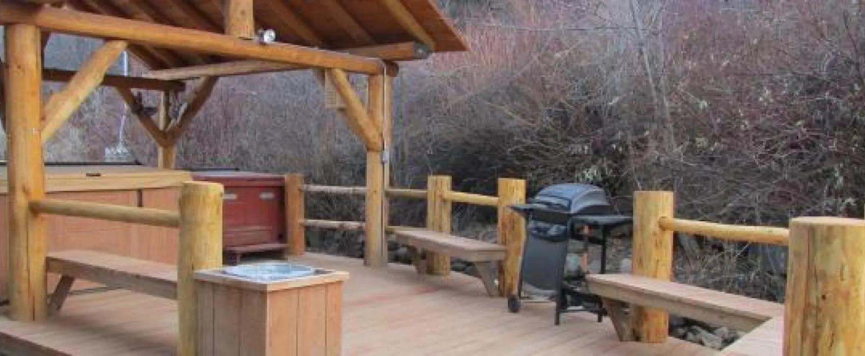 Ute Bluff Lodge, Cabins & RV Park