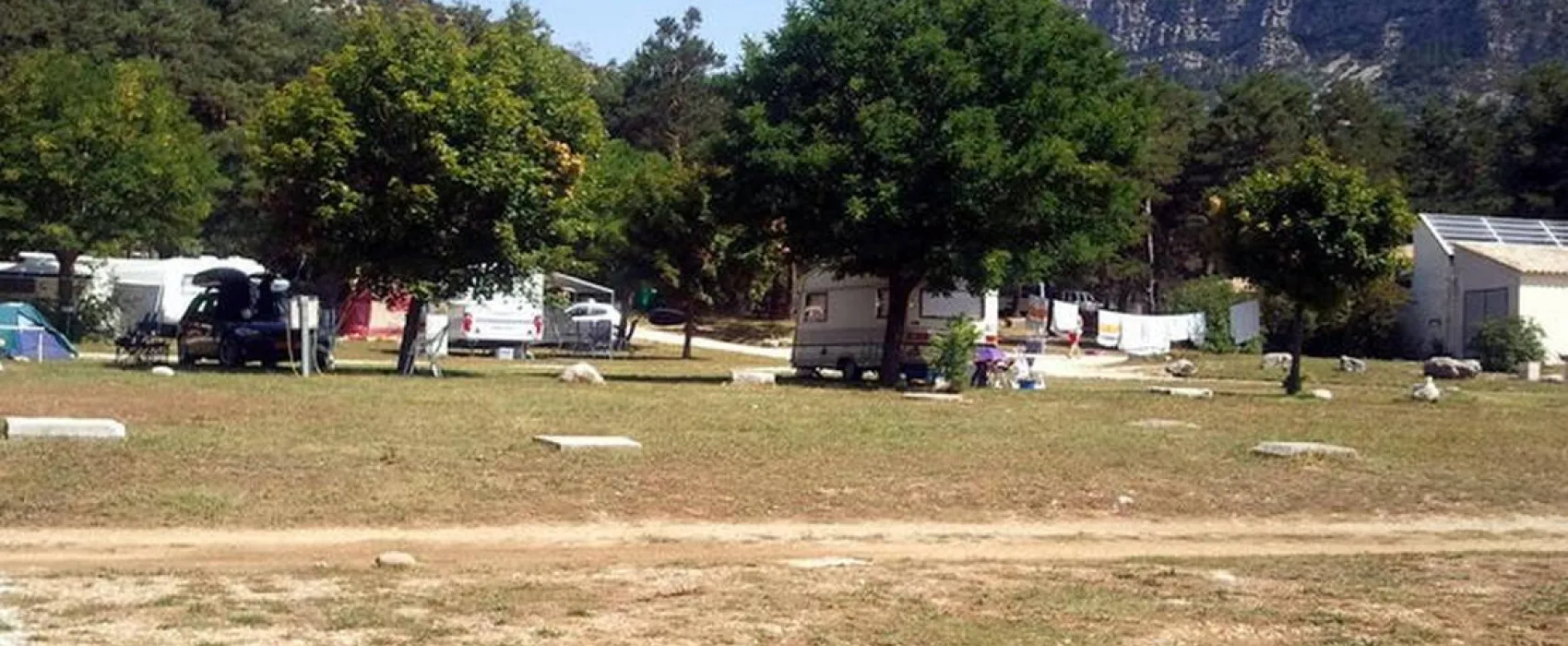 Camping De Carajuan