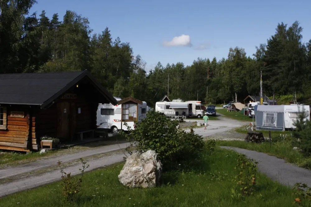 Oddestemmen Steinsliperi og Camping