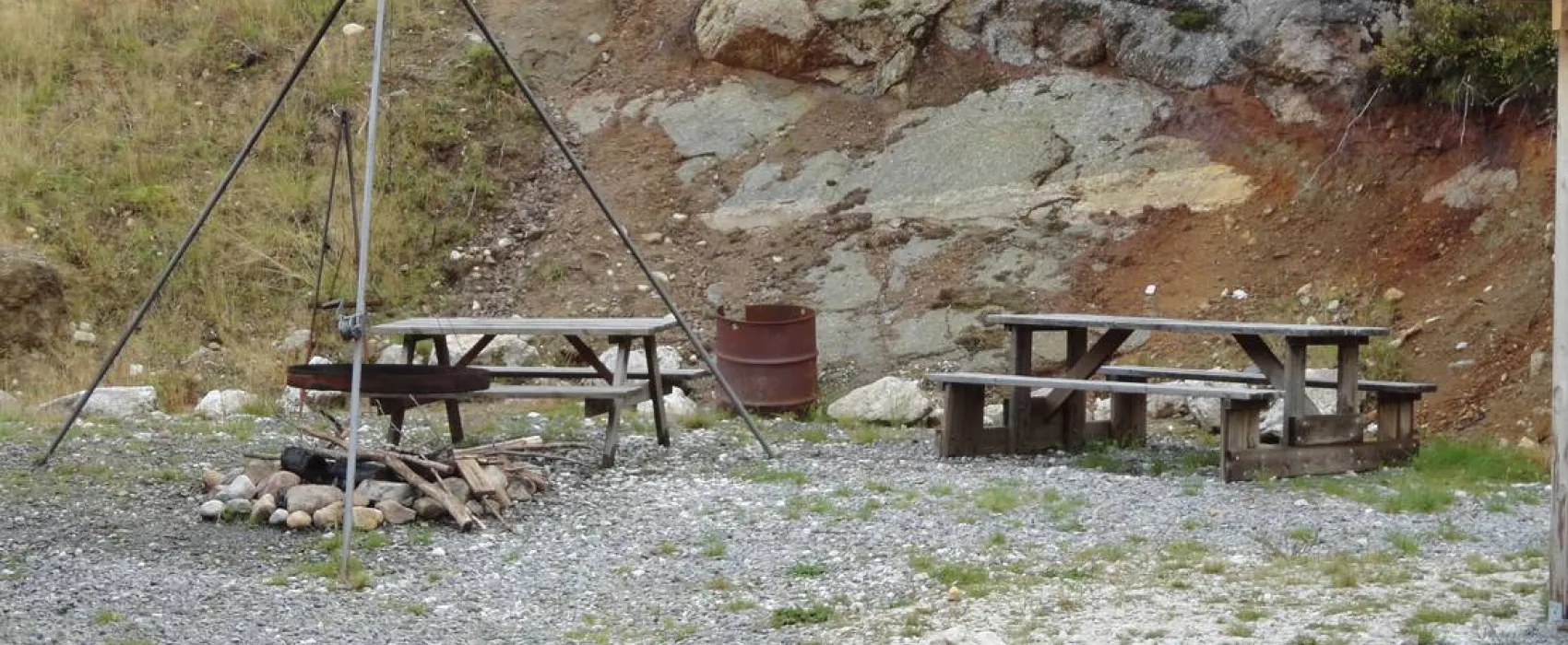 Oddestemmen Steinsliperi og Camping