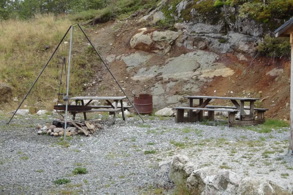 Oddestemmen Steinsliperi og Camping