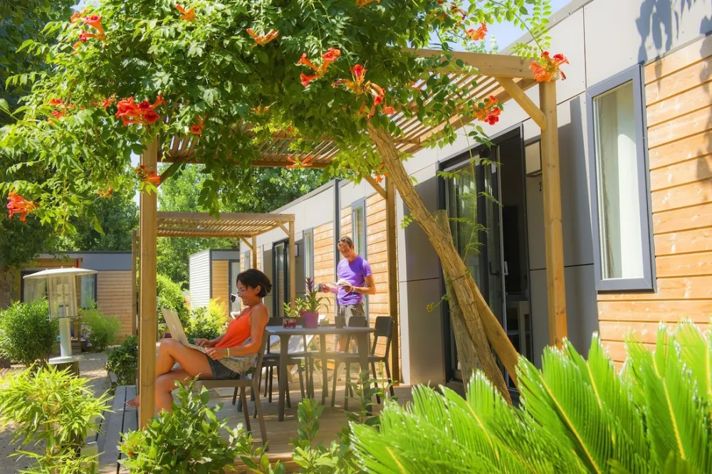 Les Méditerranées - Beach Garden