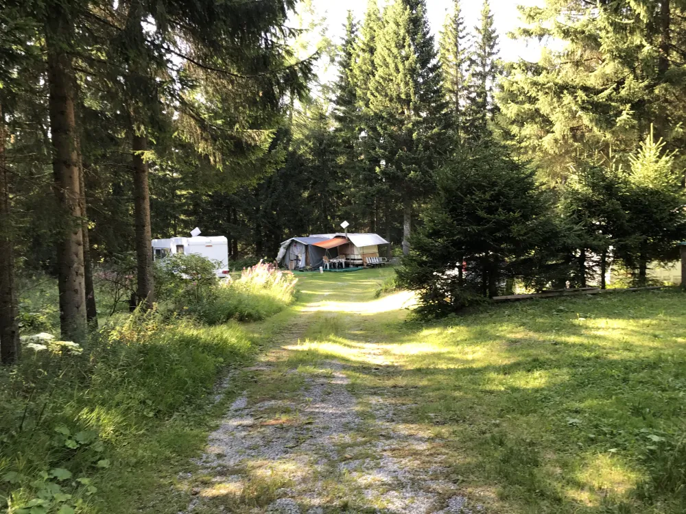 Camping Hebalm