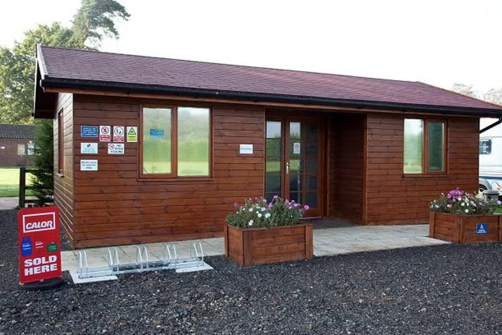 kings lynn caravan and camping park