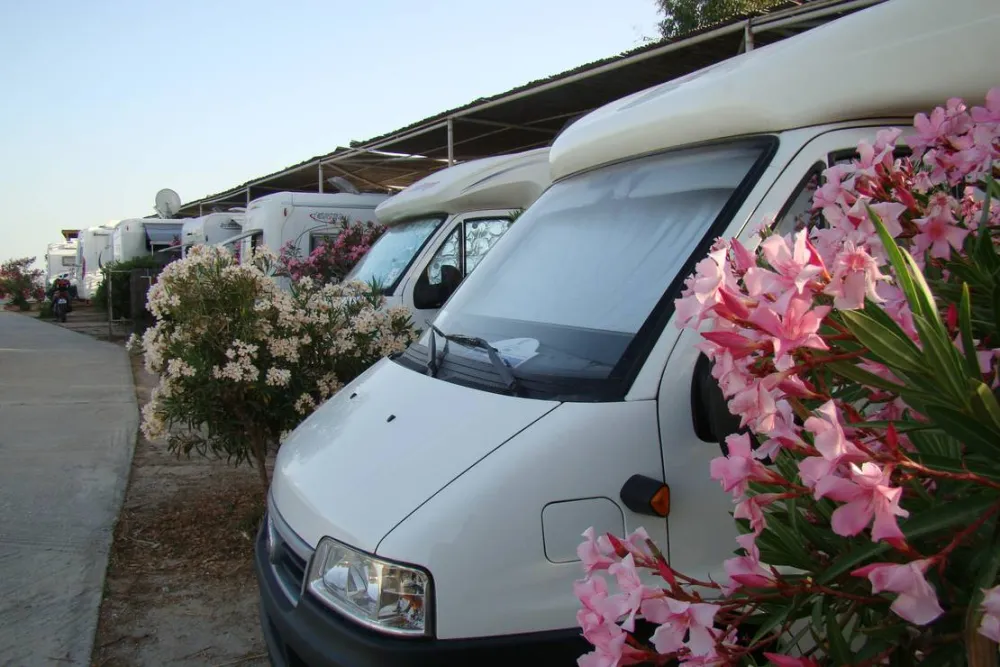 Milos Achivadolimni Camping/Caravanning