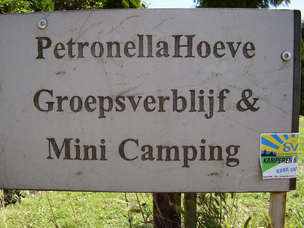 Minicamping & Groepsaccommodatie Petronella Hoeve