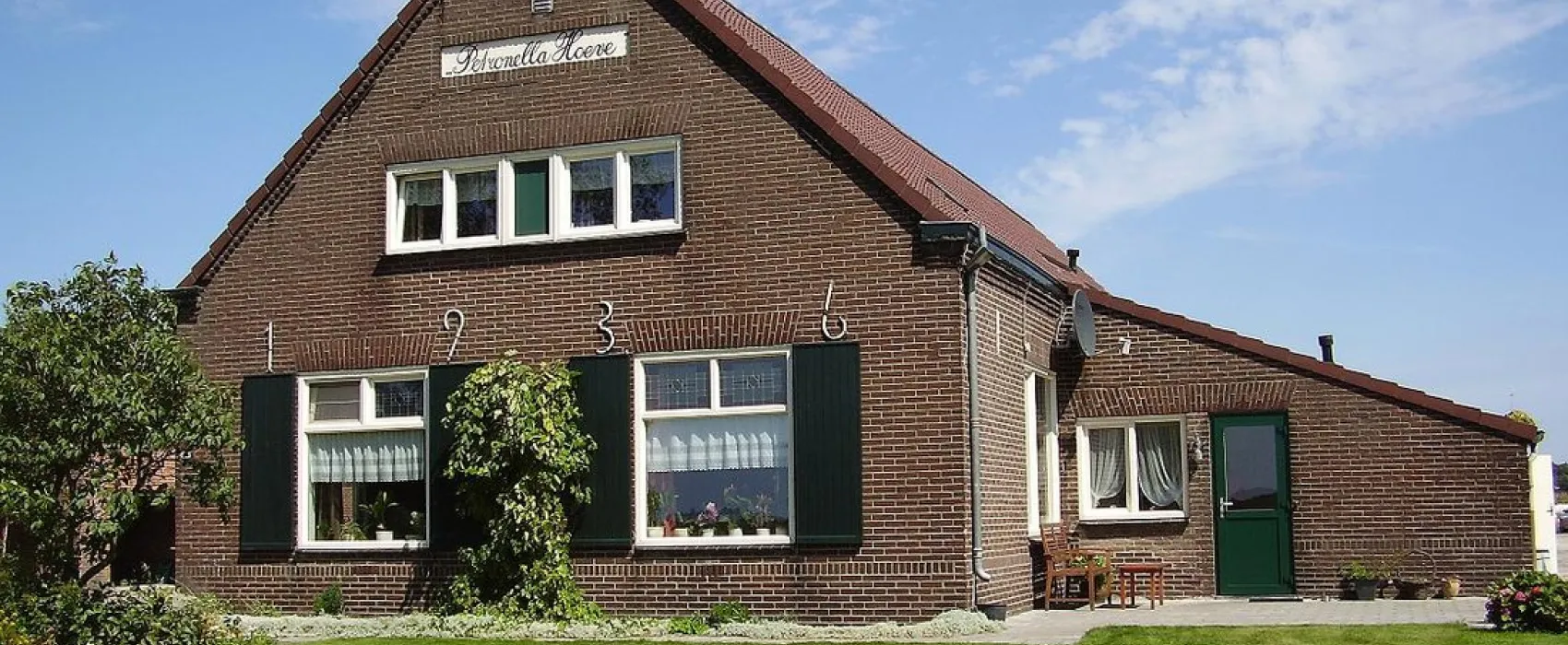 Minicamping & Groepsaccommodatie Petronella Hoeve