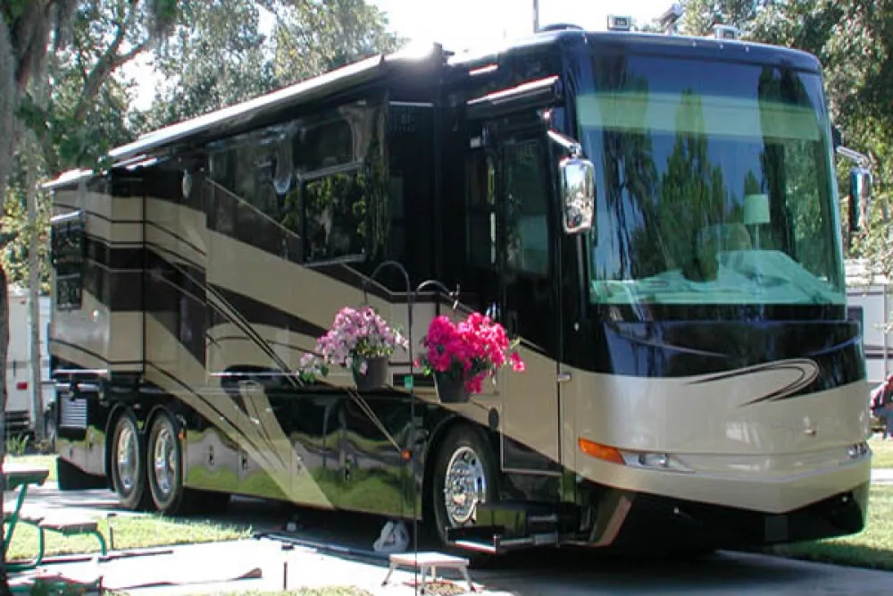 Tampa East RV Resort