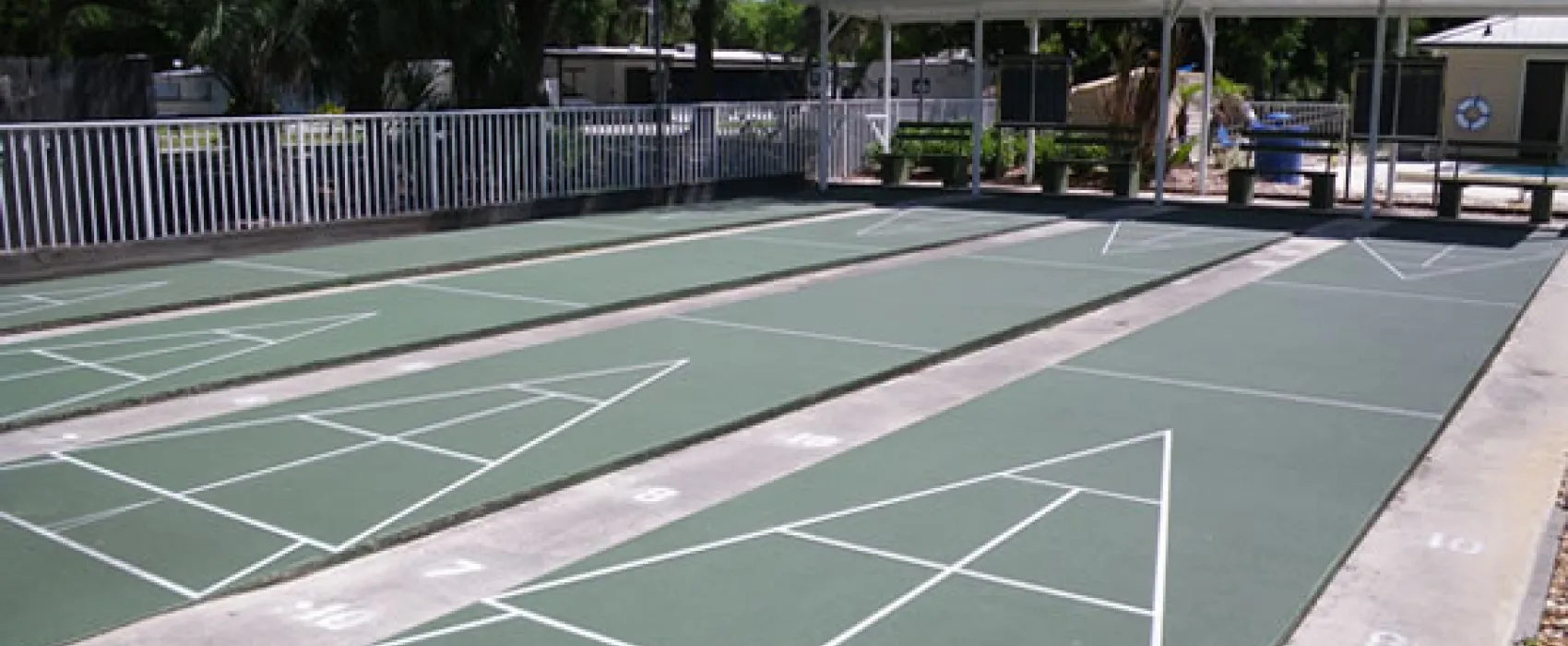 Tampa East RV Resort