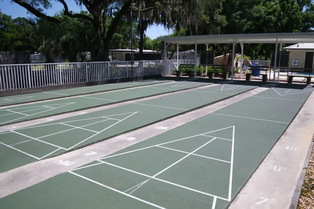 Tampa East RV Resort