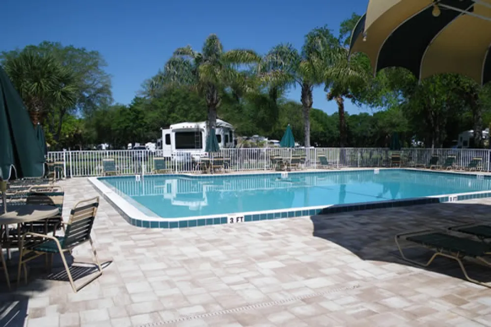 Tampa East RV Resort