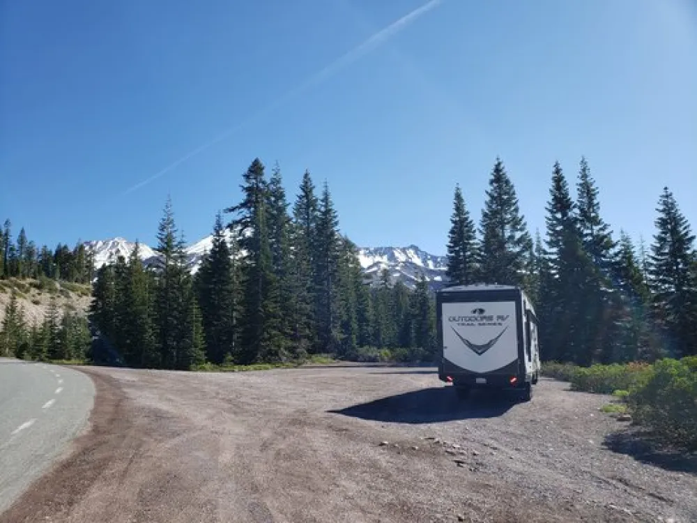 Everitt Highway Notch