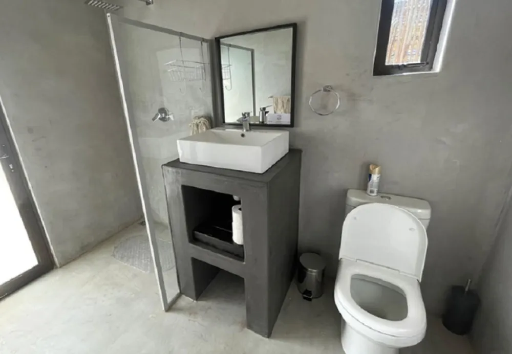 Newburg Luxury Bush Tents