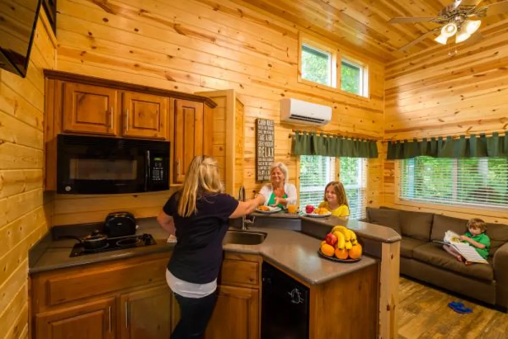 St. Louis West/Historic Route 66 KOA Campground &  Cabins